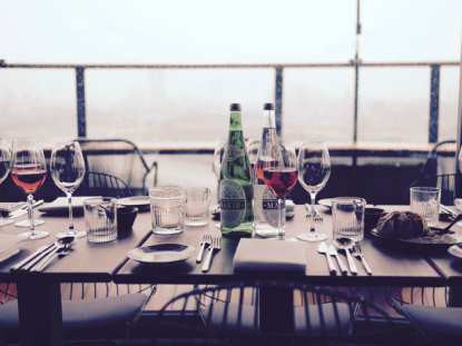Dinnertable.jpg