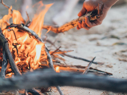 Lagerfeuer-3_2-Kopie.png